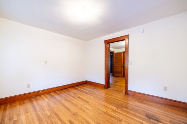 Building Photo - 23 Waldo Rd