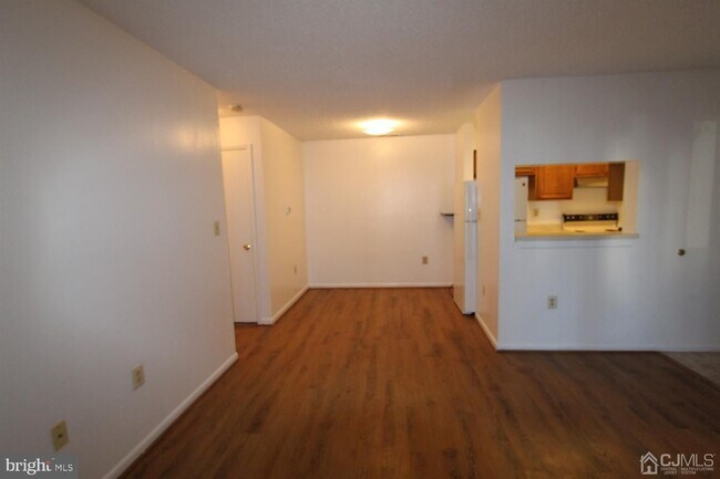 Building Photo - 5310 Ravens Crest Dr