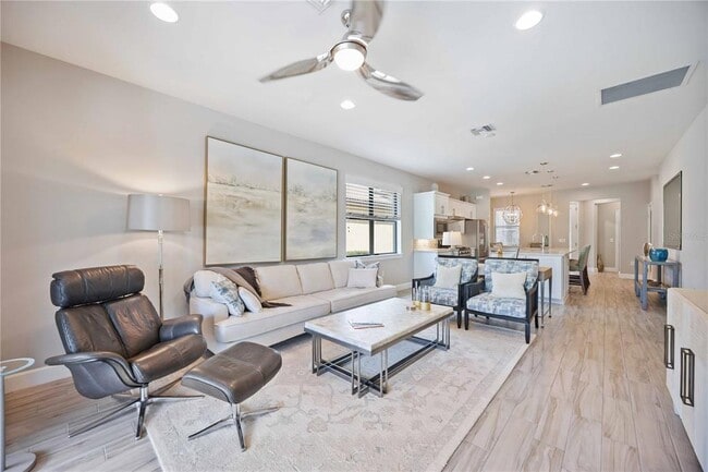 Building Photo - 16654 Blackwater Ter