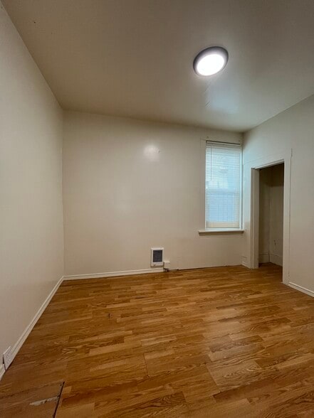 Building Photo - 445 Smithers Ave S
