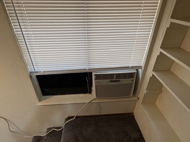 Building Photo - Charming 2-Bedroom Loft-Style Home in the Heart of Twain Harte