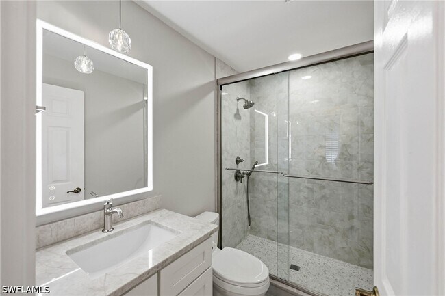 Building Photo - 789 Coldstream Ct