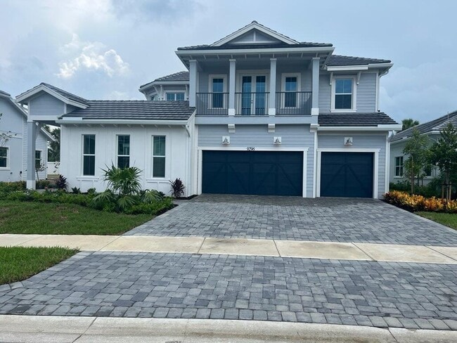 Primary Photo - 9296 Crestview Cir