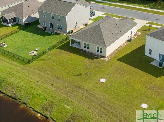 Building Photo - 216 Skylark Rd