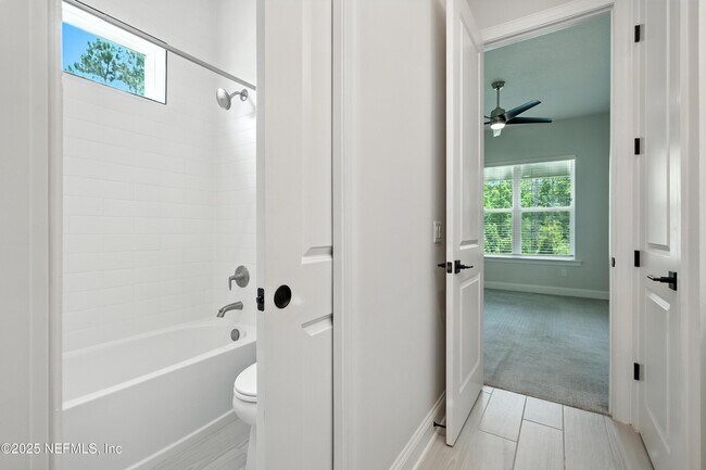 Building Photo - 480 Loosestrife Wy