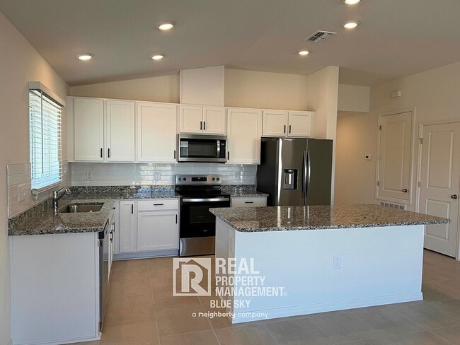 Building Photo - 14603 Abasail Ln