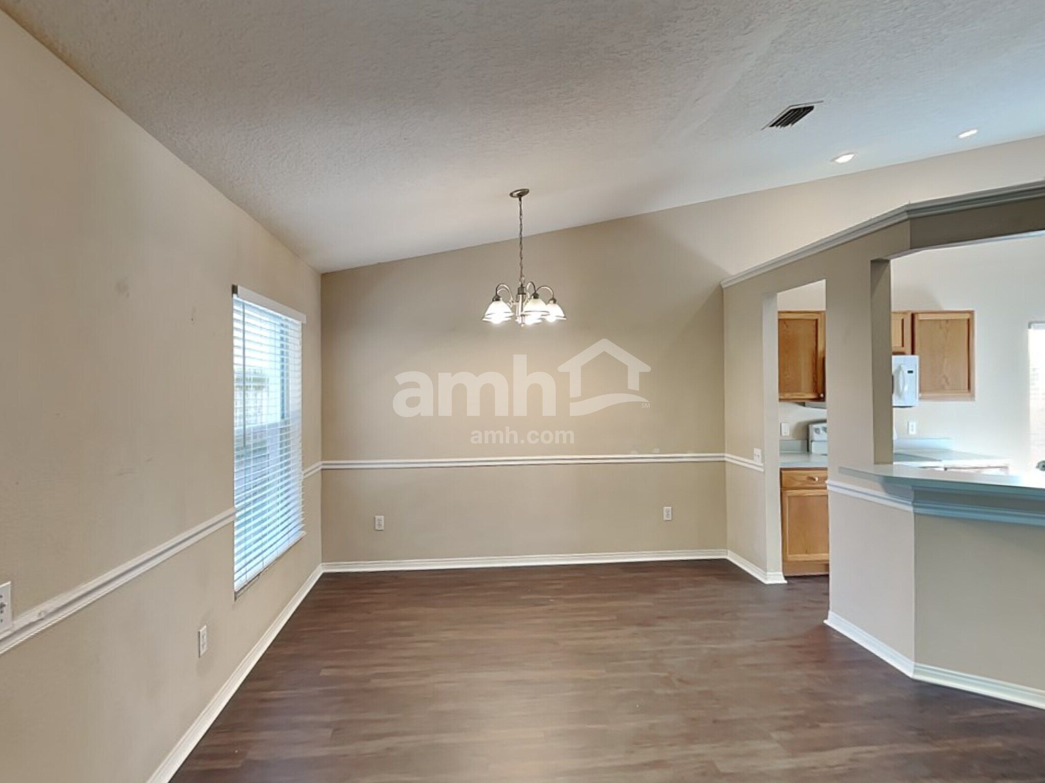 Building Photo - 10524 Walker Vista Dr