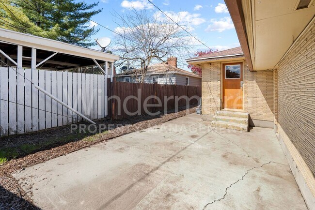 Building Photo - Charming North Spokane Home in a Prime Location