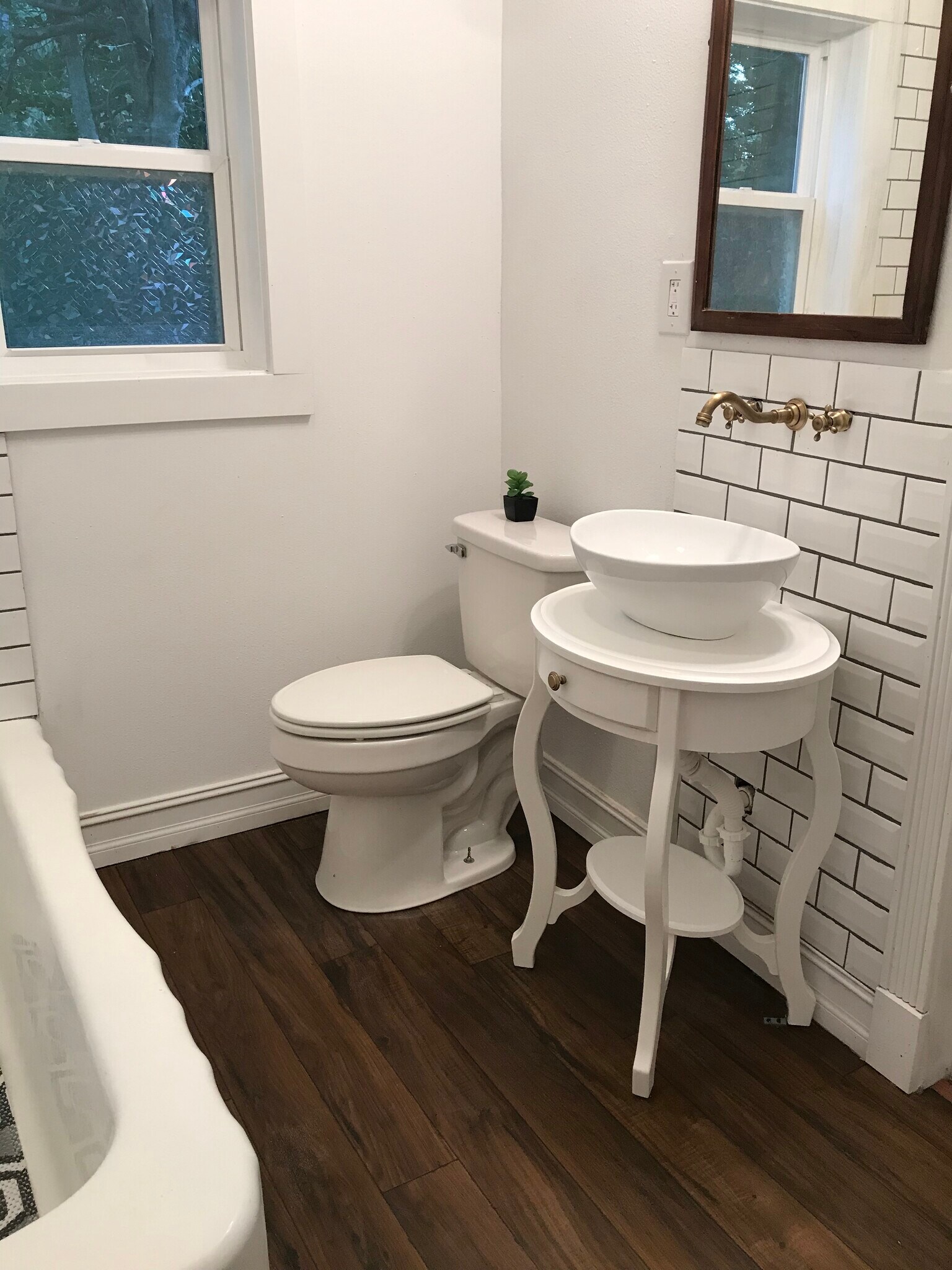 Building Photo - 903 Ward St