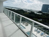 Building Photo - 4250 Biscayne Blvd