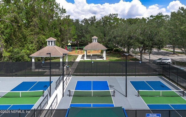 Building Photo - 1325 Fairway Village Dr