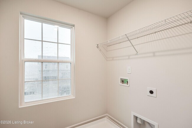 Building Photo - 16956 Aiken Rdg Cir