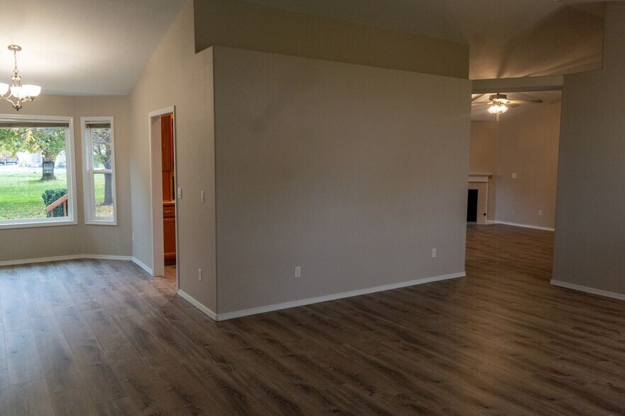 Building Photo - 3305 Kaden Ln