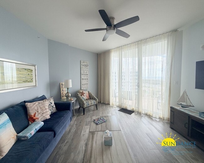 Building Photo - Resort-Style 2BR Condo with Gulf Views at The Palms of Destin – Fully Furnished!