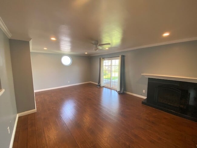 Building Photo - 3 Bedroom Single Family Home in Whittier