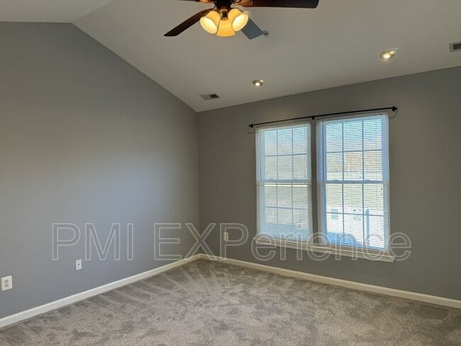 Building Photo - 12914 Woods View St