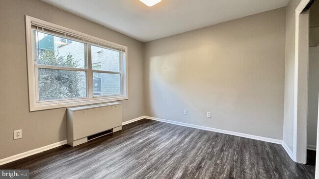 Building Photo - 4258 Buckman Rd