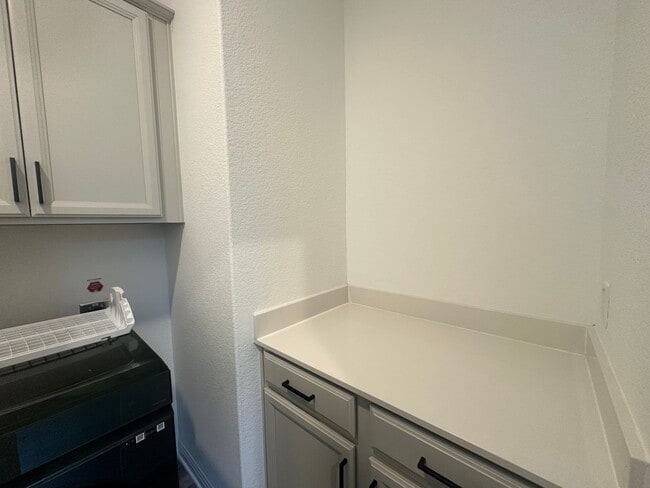 Building Photo - 3 Bed 2 Bath in Liberty Hill Tx