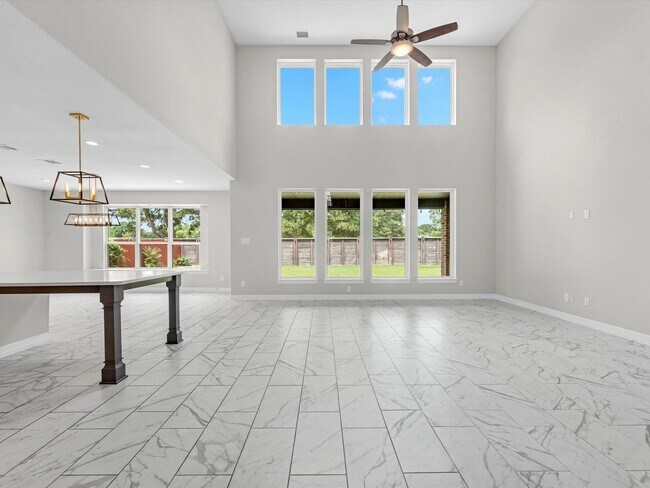 Building Photo - 2107 Jitterbug Ln