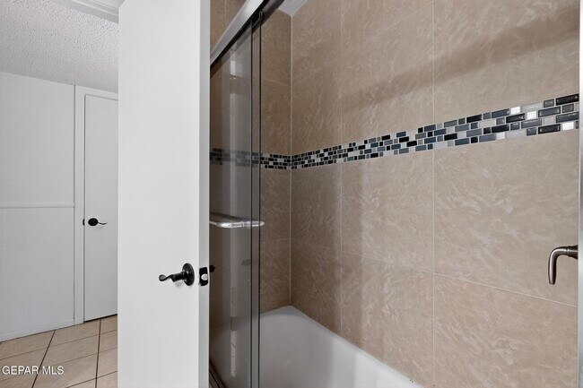 Building Photo - 1509 Lost Padre Mine Dr