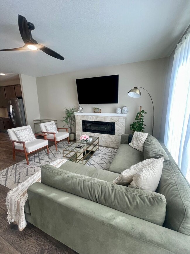 Building Photo - Wolf Ranch 3 Bedroom home