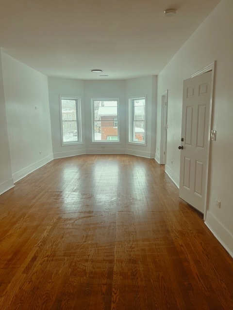 Building Photo - 6440 S Vernon Ave