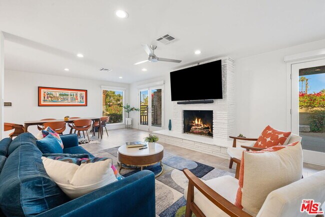 Building Photo - 74085 Old Prospector Trail