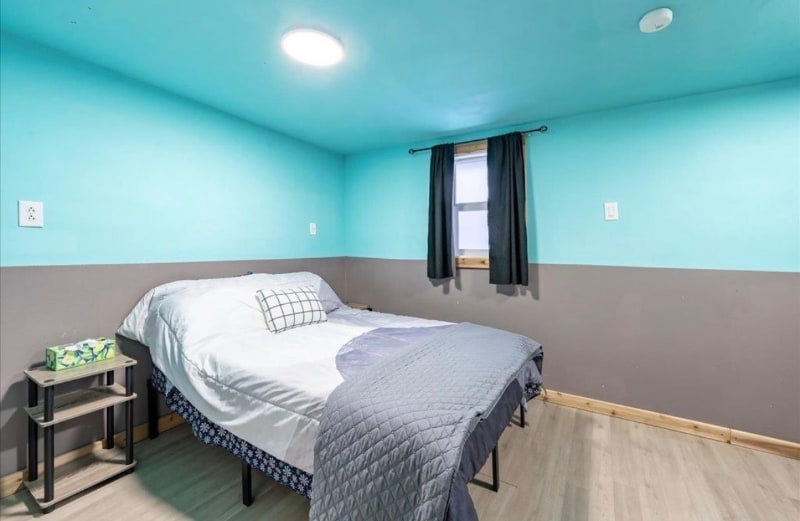 Building Photo - 1265 Hearts Ct