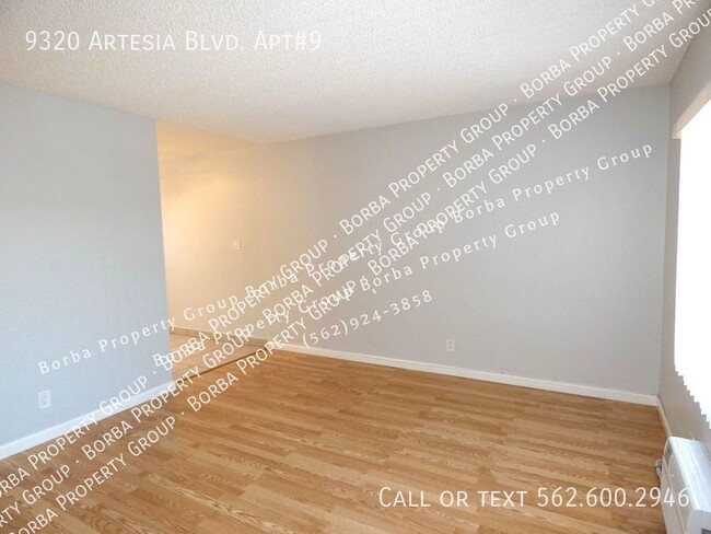 Building Photo - *PET FRIENDLY 2 BEDROOM 1 BATH APARTMENT W...