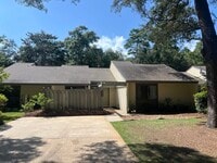 Building Photo - 1000 Bay Dr
