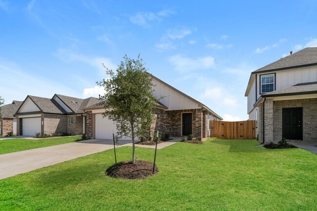 Building Photo - 3013 Wood Lily Dr