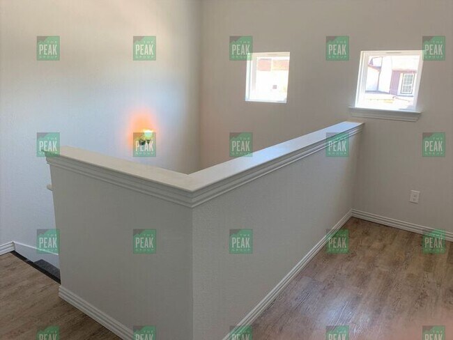 Building Photo - $1599! 3 Bed/2.5 Bath home in Fort Worth! Cheers to 250 years—celebrate with limited-time FREE AP...