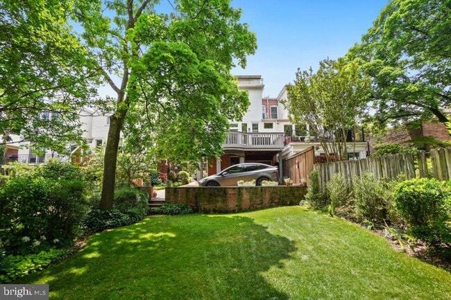 Building Photo - 3407 Ordway St NW