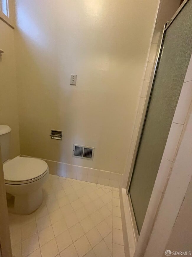 Building Photo - 7 Sheldon Terrace