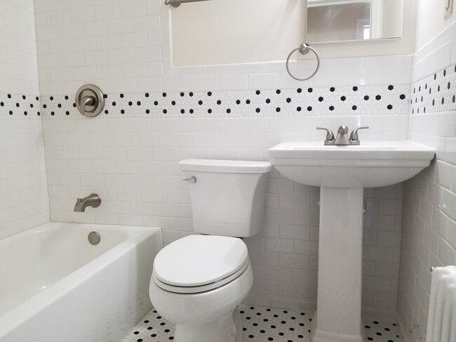 Bathroom - 1405 Taylor Ave
