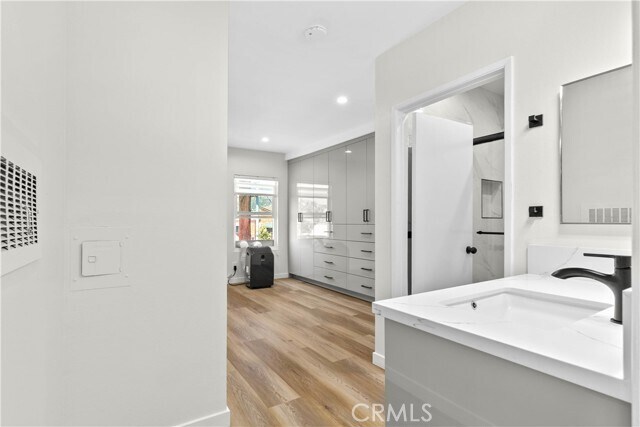 Building Photo - 409 Burchett St