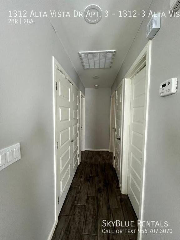 Building Photo - 1312 Alta Vista Dr