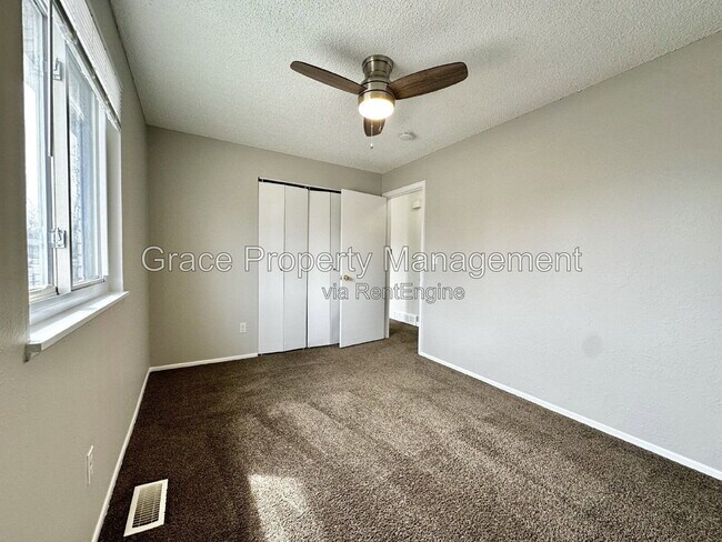 Building Photo - 3801 E 117th Ave