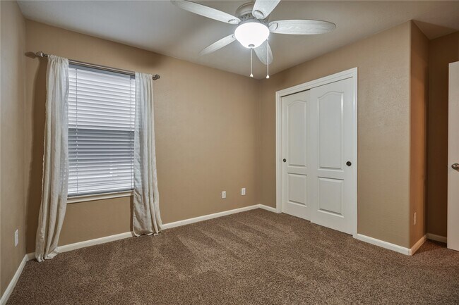 Building Photo - 17250 Lafayette Hollow Ln