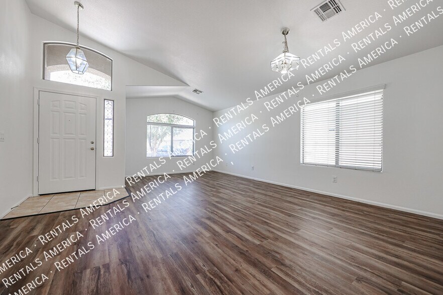 Building Photo - 2047 S 160th Ln