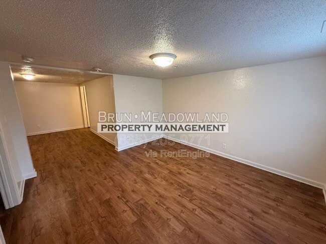 Interior Photo - Red Bud
