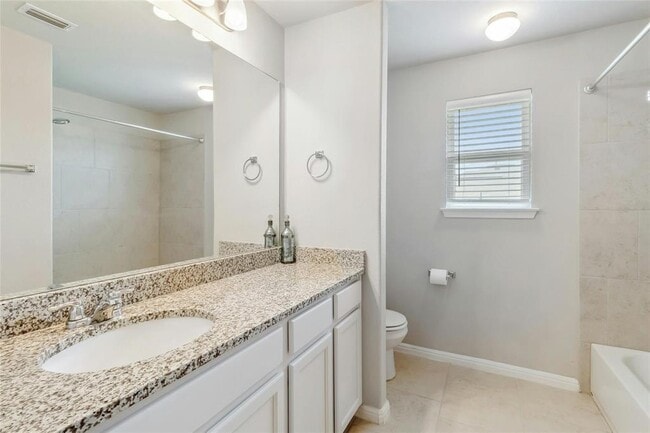 Building Photo - 112 Silver Springs Bend