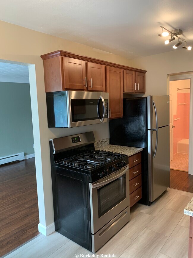 Kitchen - 1511 7th St W