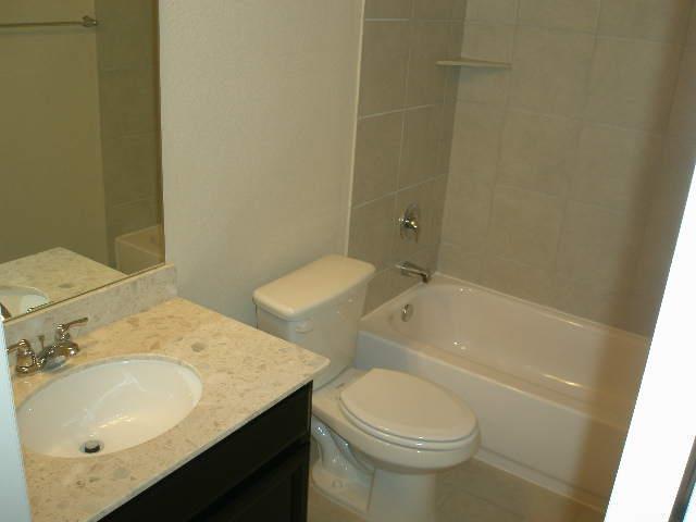 Building Photo - 270 Crooked Creek