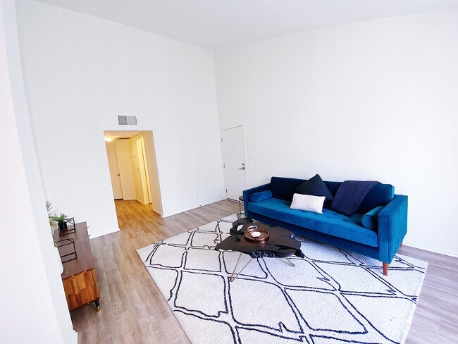 Building Photo - Merlot