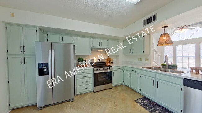 Building Photo - 386 Canterbury Cir NW