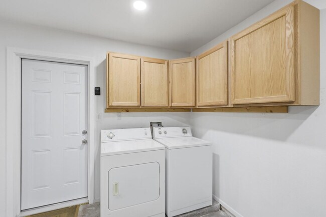 Building Photo - 3817 W Camino Real