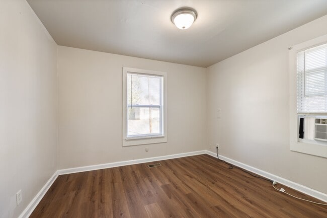 Building Photo - 1018 Navaho Pl