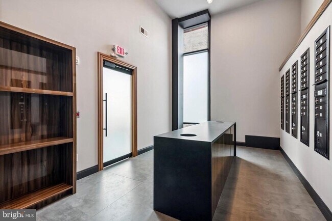 Building Photo - 2157 E Lehigh Ave