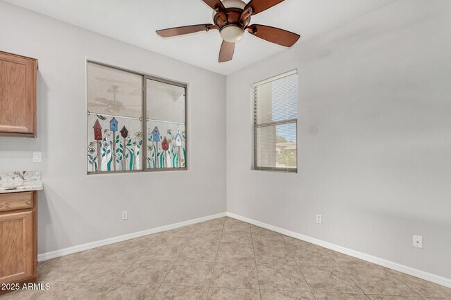 Building Photo - 14621 W Catalina Dr